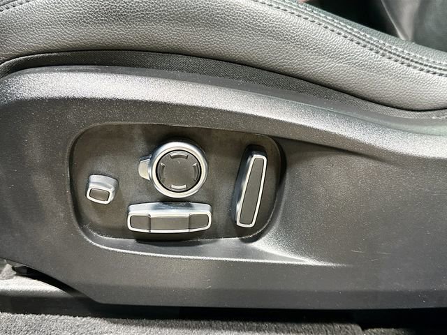 Used 2023 Jaguar F-PACE S image 22