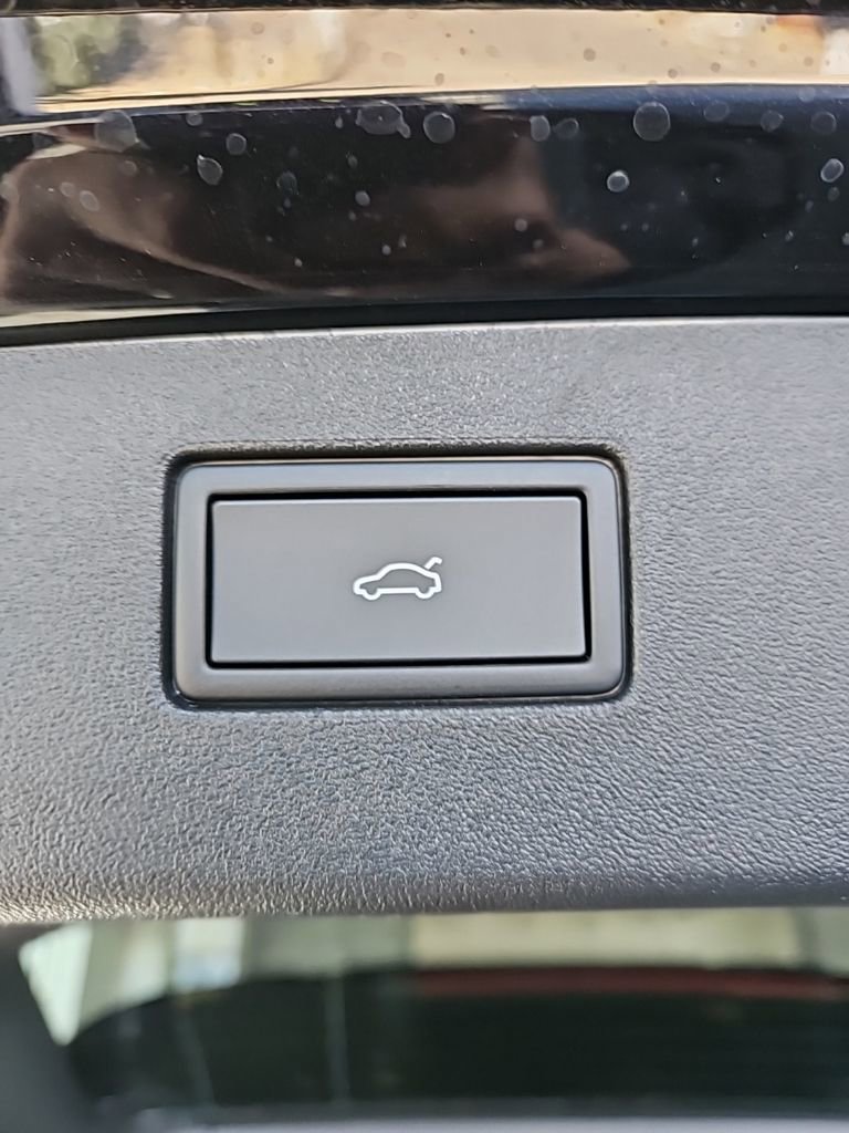 New 2026 Volkswagen Tiguan SE AWD/4WD image 20