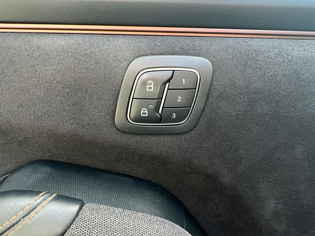 Used 2021 Ford Mustang Mach-E GT image 18