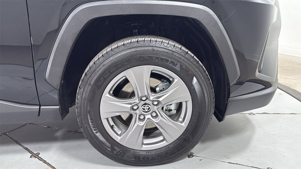 Certified 2025 Toyota RAV4 LE image 21