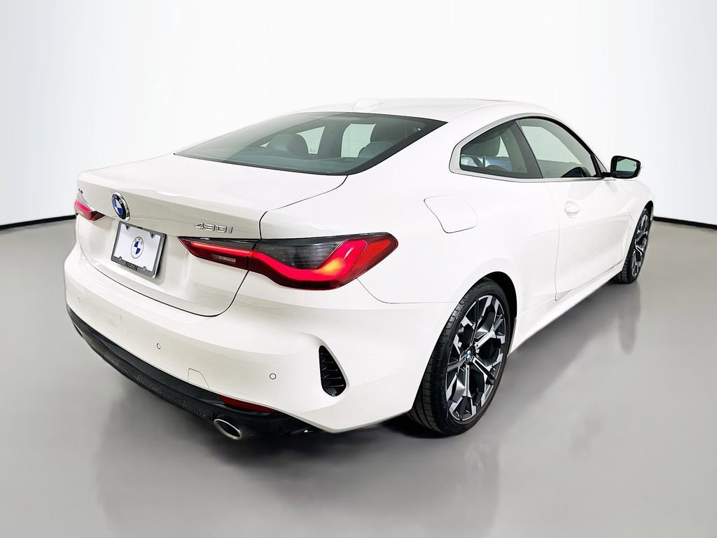 Used 2025 BMW 430i xDrive Coupe w/ Convenience Package image 5