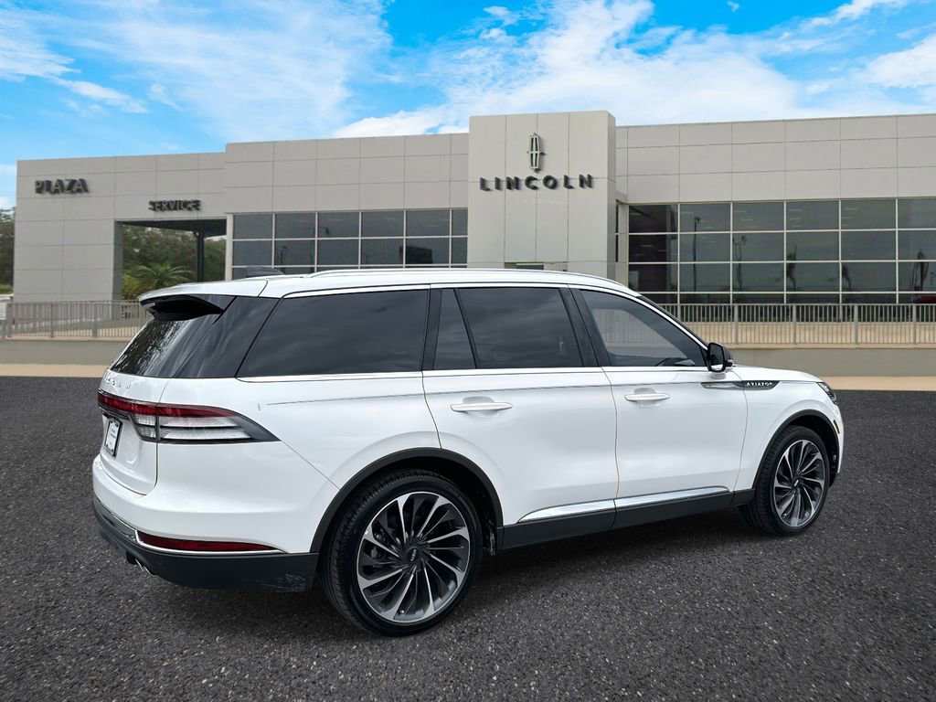 New 2025 Lincoln Aviator Reserve image 3