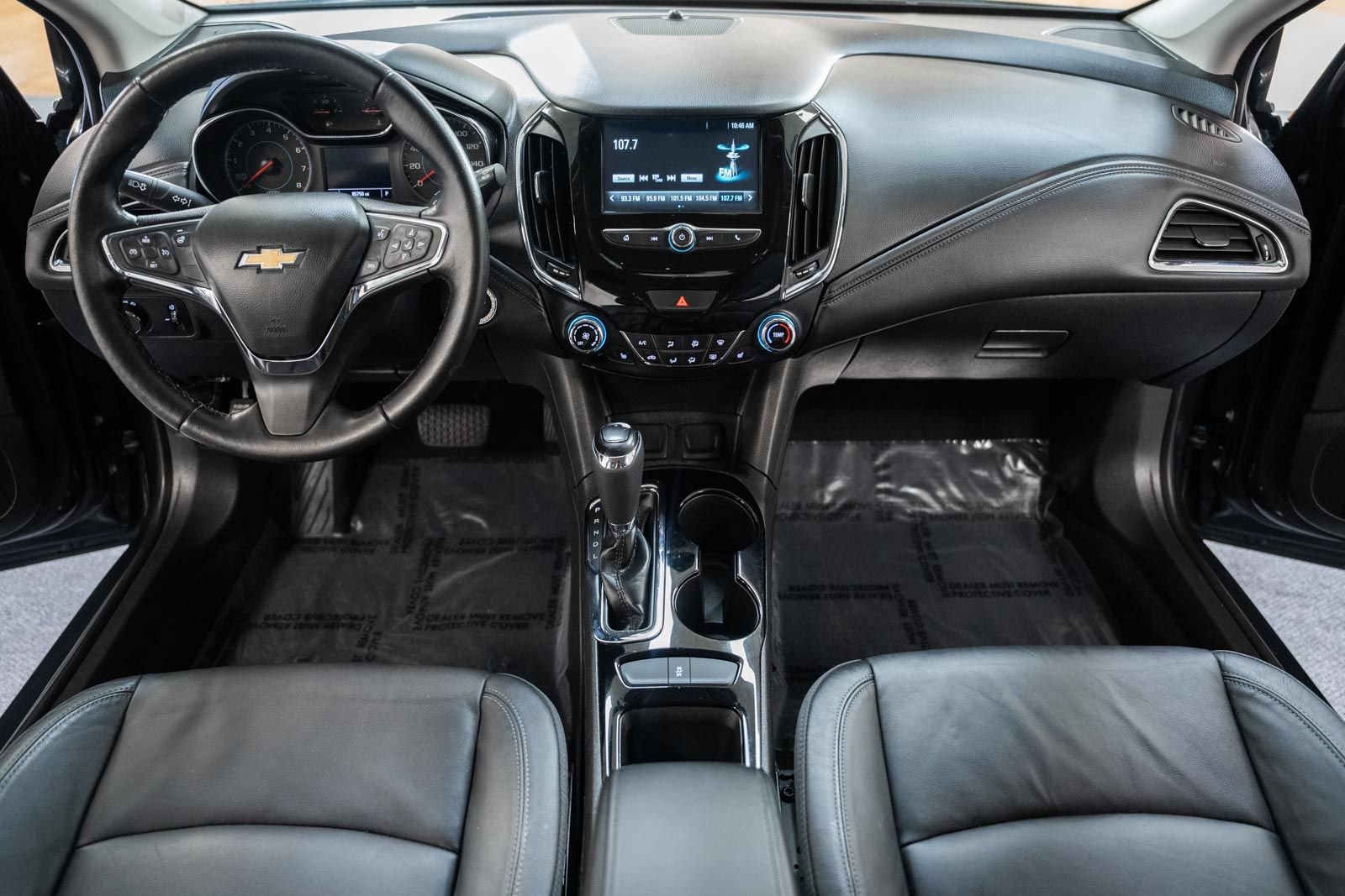 Used 2018 Chevrolet Cruze Premier FWD image 22