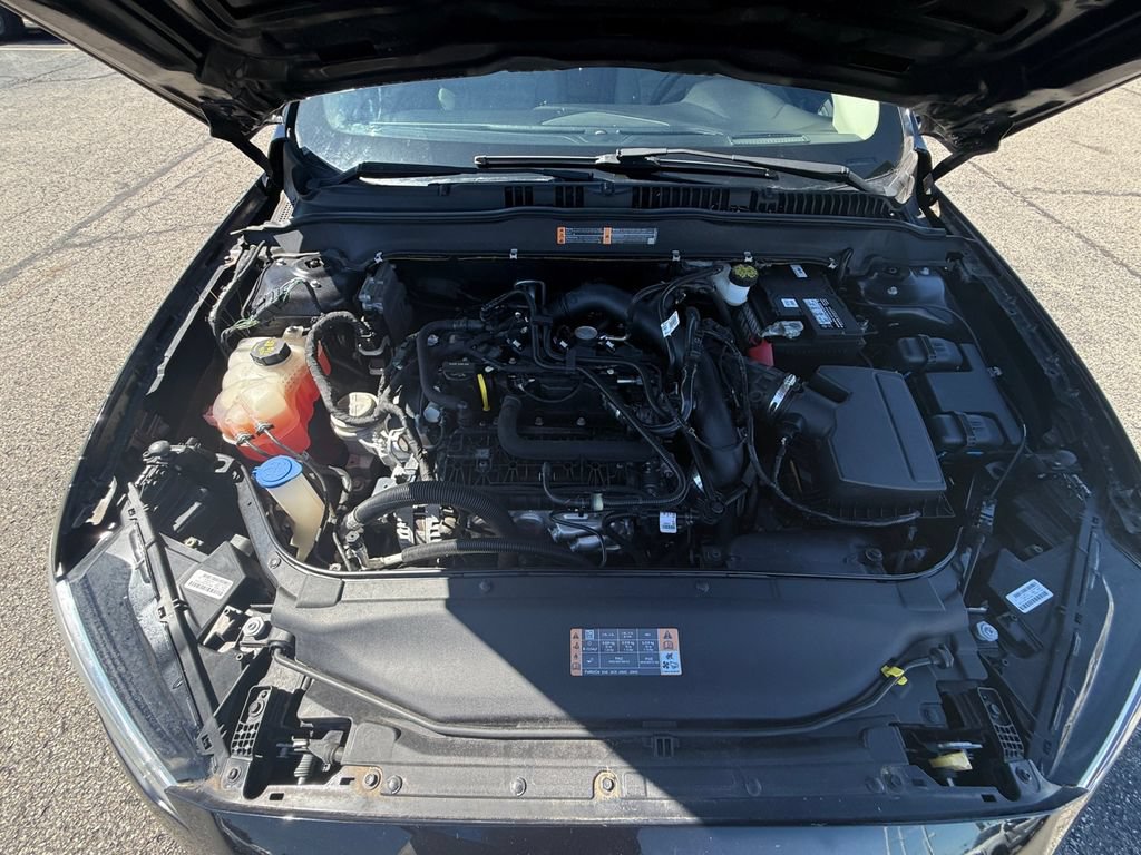 Used 2019 Ford Fusion SEL FWD image 30