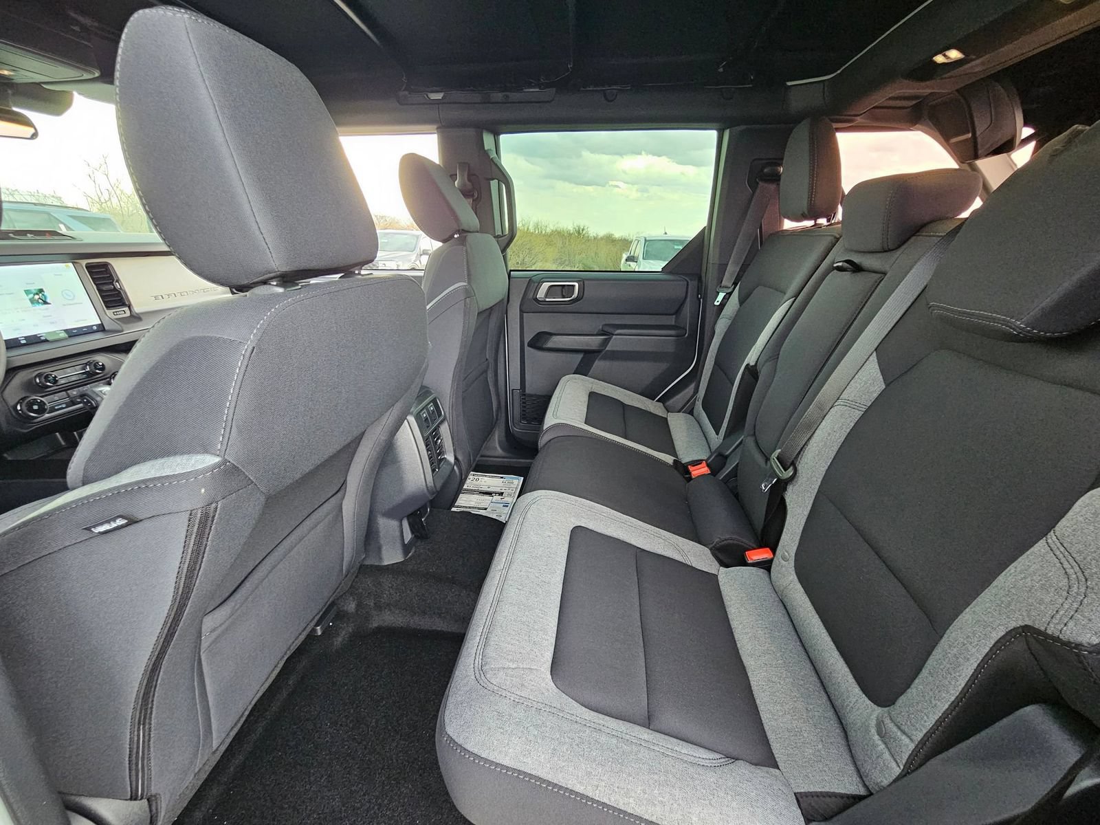 New 2026 Ford Bronco 4-Door AWD/4WD image 26