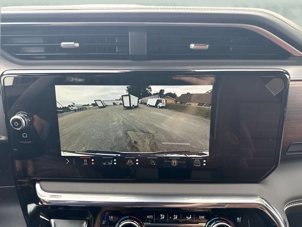 New 2026 GMC Sierra 2500 Denali Ultimate AWD/4WD image 18