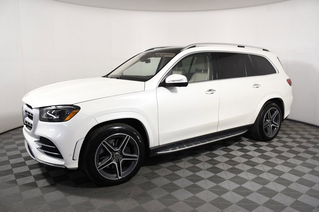 Used 2021 Mercedes-Benz GLS 580 4MATIC image 2