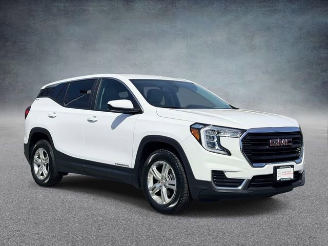 Used 2024 GMC Terrain SLE video 1