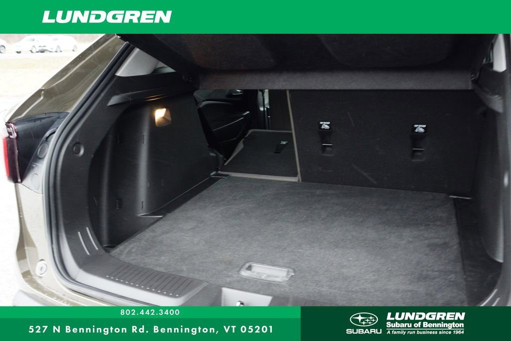 Used 2024 Chevrolet Trax ACTIV w/ Sunroof Package image 27