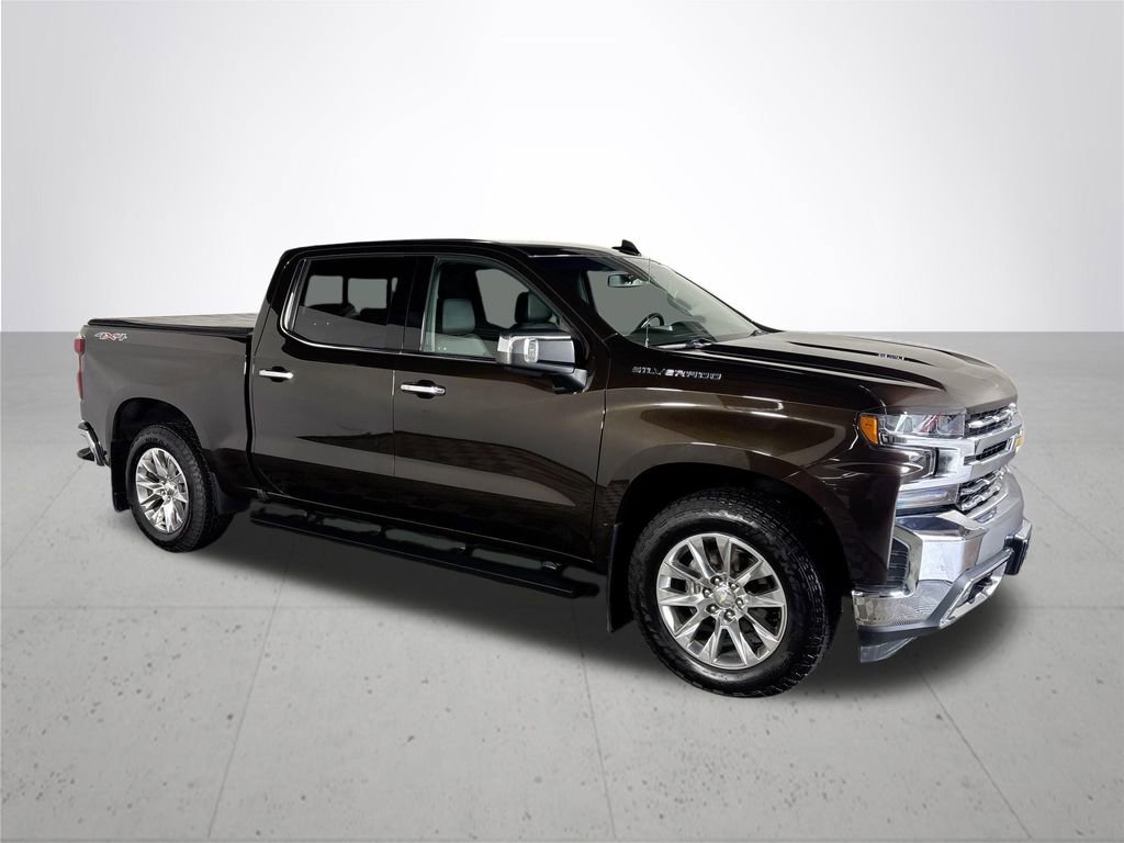 Used 2019 Chevrolet Silverado 1500 LTZ w/ LTZ Convenience Package AWD/4WD image 4