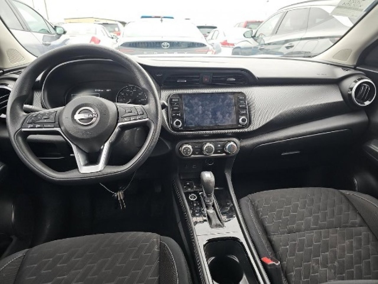 Used 2023 Nissan Kicks SV image 14