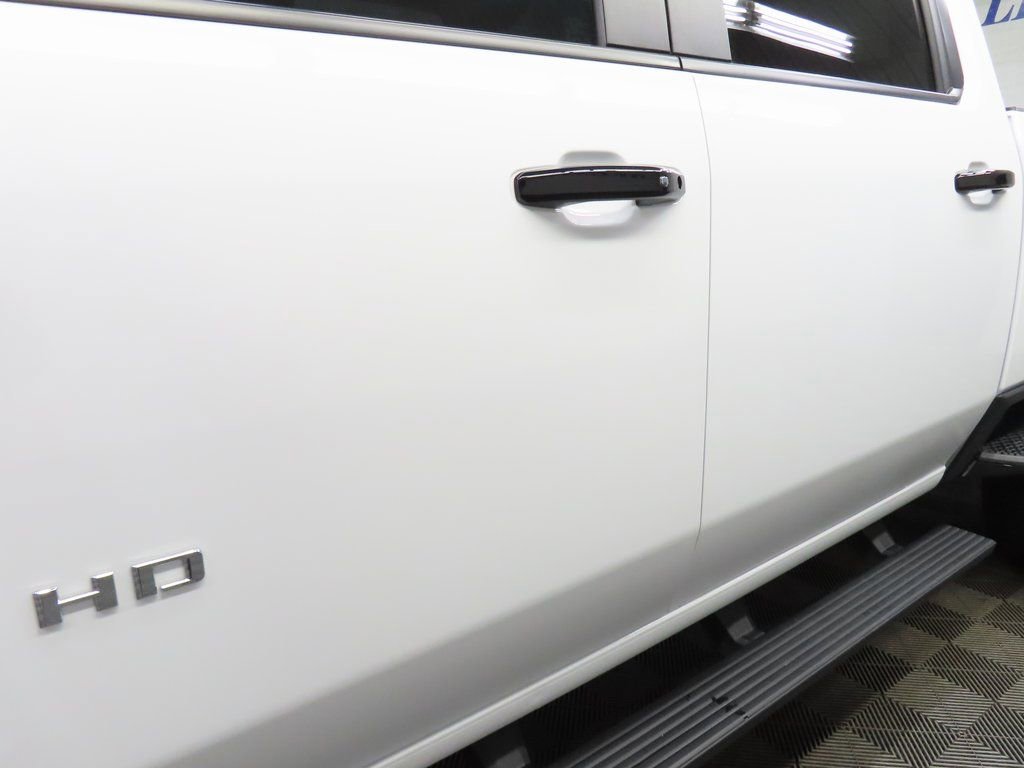 Used 2025 Chevrolet Silverado 2500 ZR2 w/ Technology Package image 40