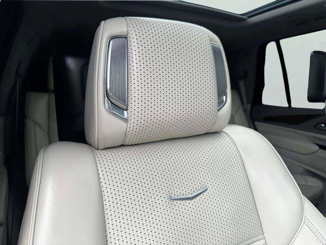 Used 2021 Cadillac Escalade Premium Luxury Platinum AWD/4WD image 68