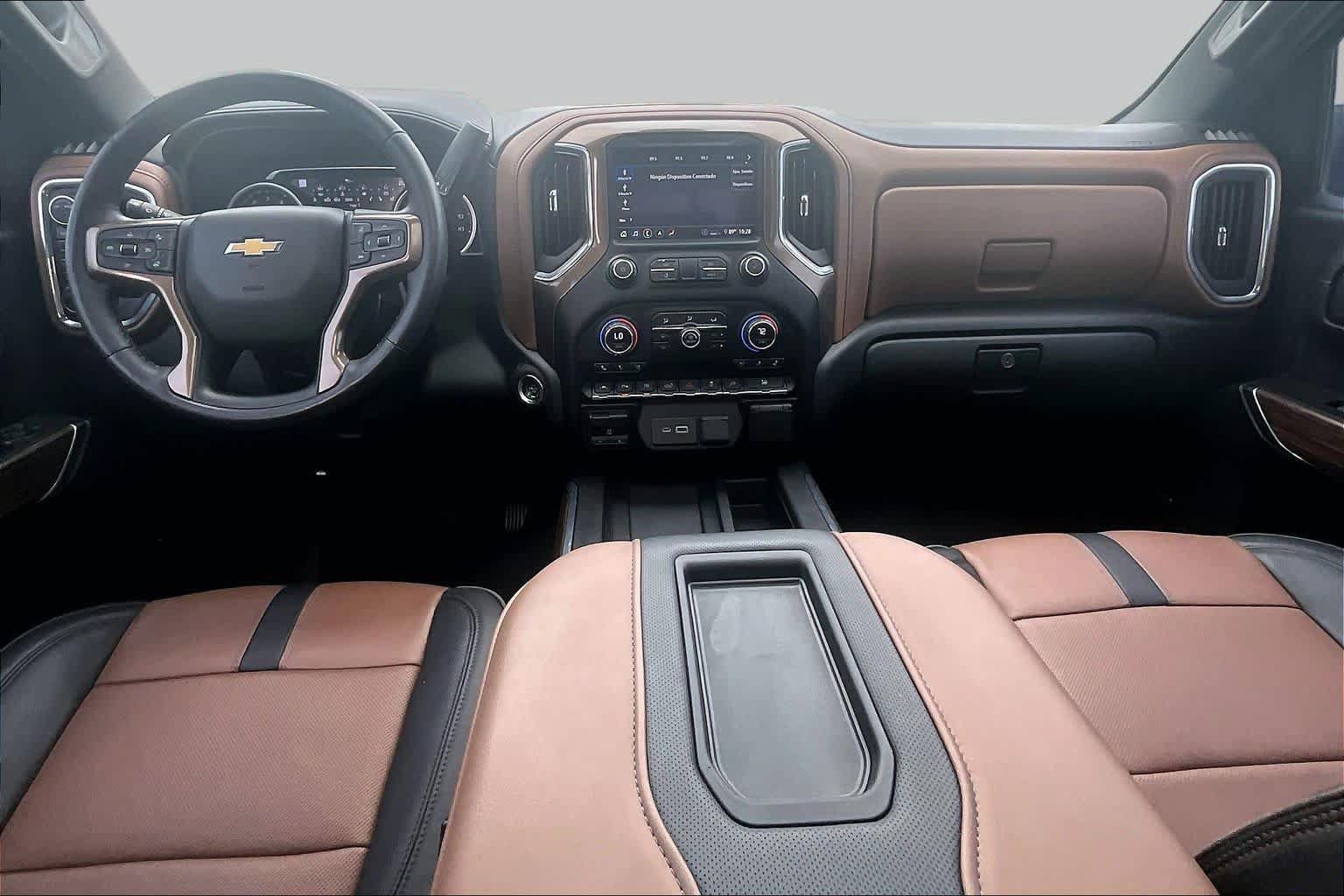Used 2020 Chevrolet Silverado 1500 High Country AWD/4WD image 14