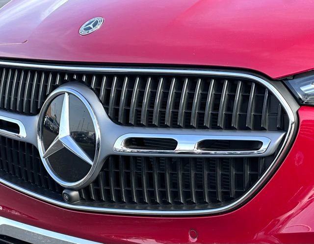 Certified 2026 Mercedes-Benz GLC 350e 4MATIC image 6