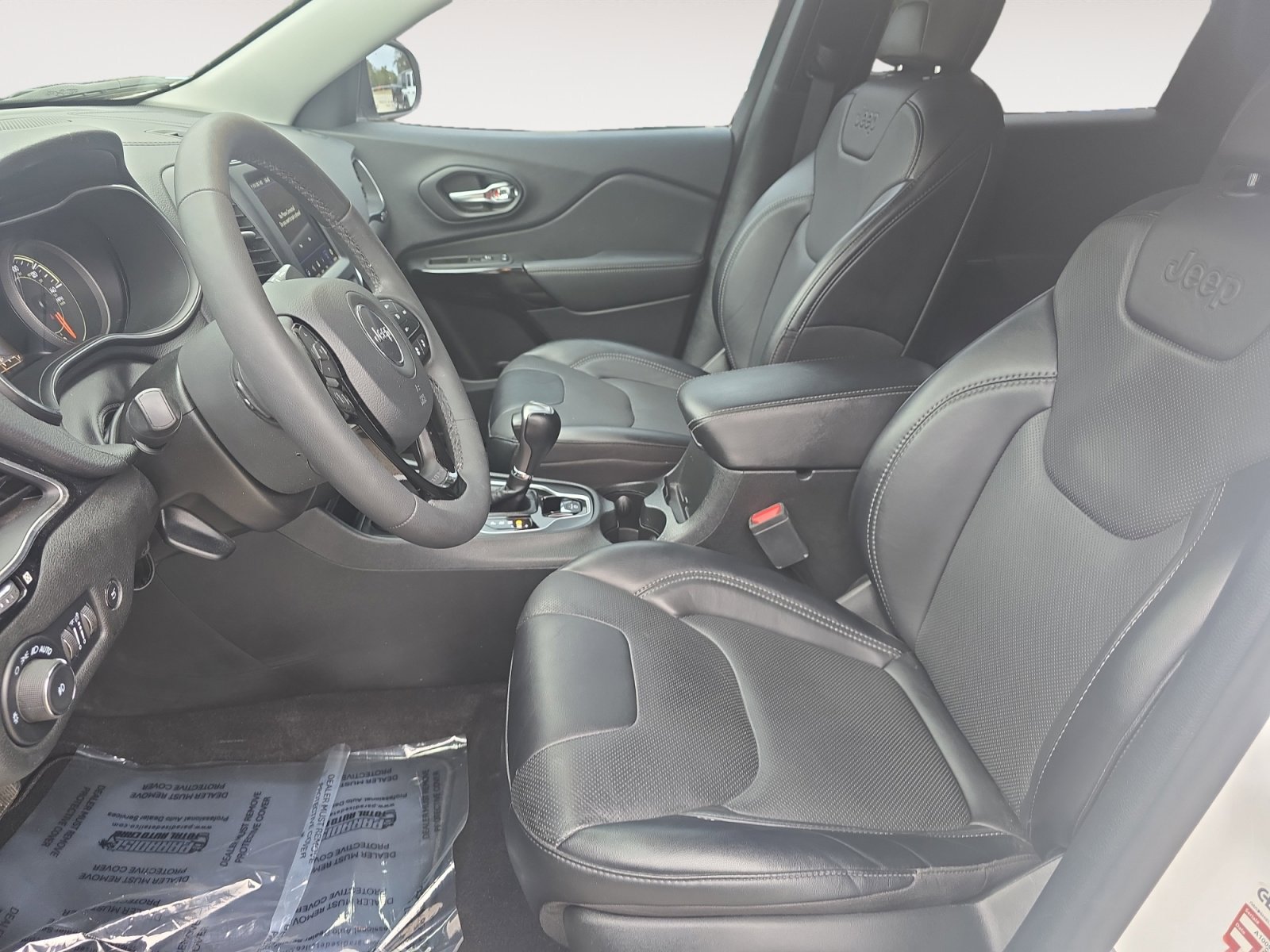 Certified 2023 Jeep Cherokee Altitude Lux image 20