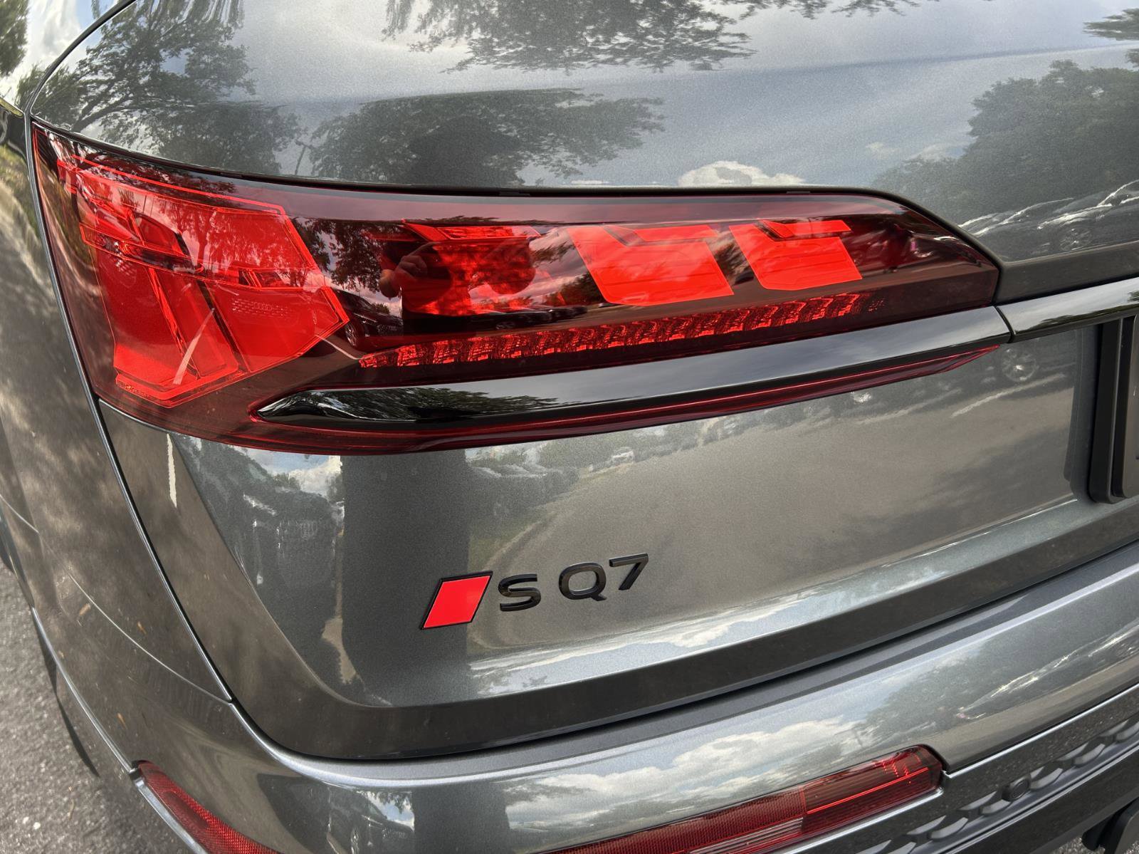 New 2026 Audi SQ7 Prestige image 10