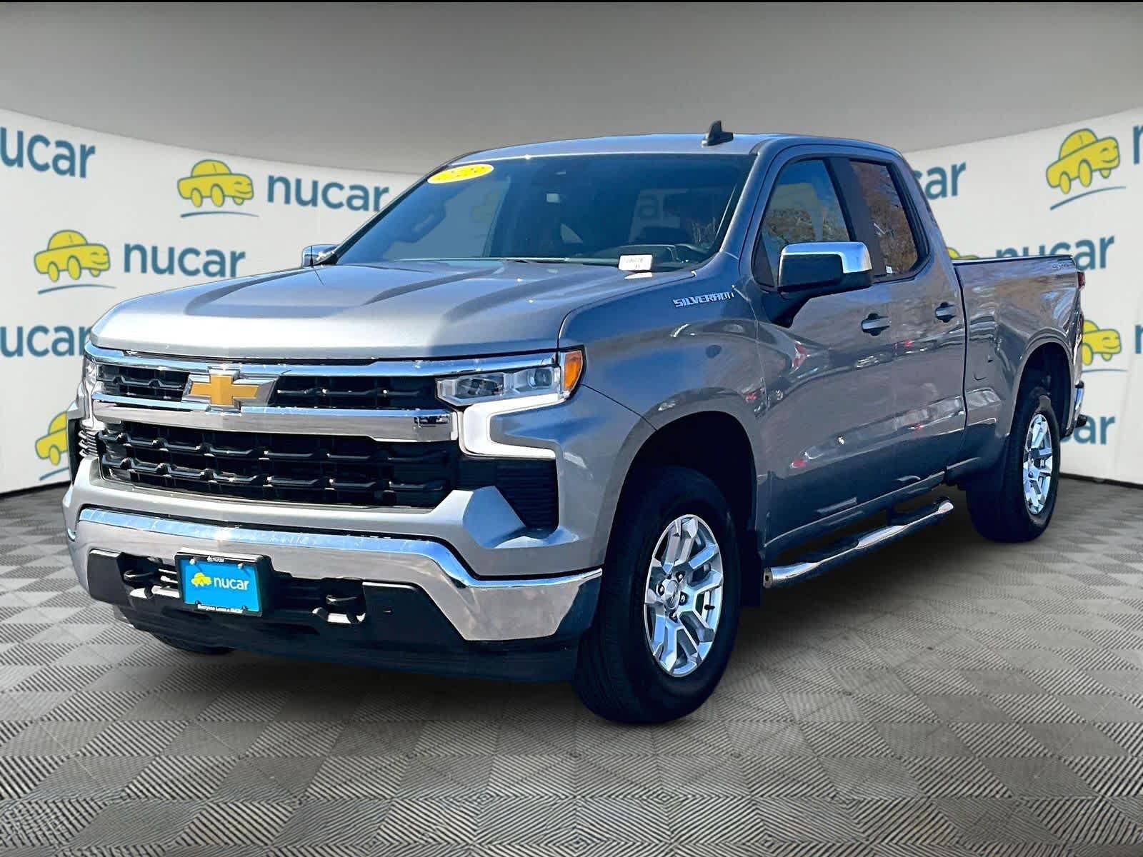 Used 2023 Chevrolet Silverado 1500 LT AWD/4WD image 3