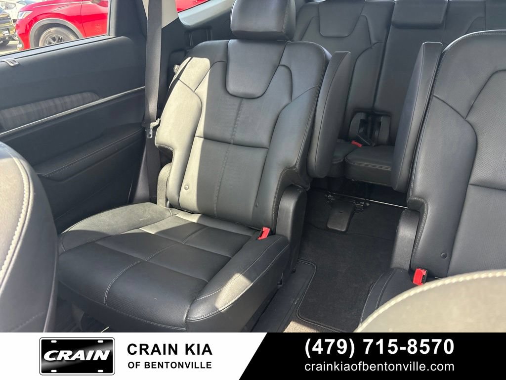 Certified 2023 Kia Telluride EX w/ EX Captain's Chair Package AWD/4WD image 18