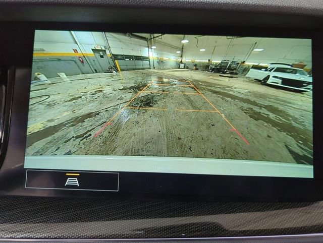 Used 2022 Buick Envision Essence w/ Safety Package image 14