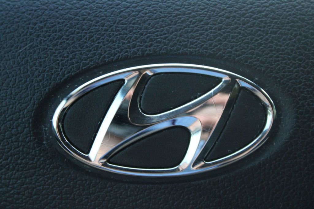 Used 2020 Hyundai Elantra SEL w/ Cargo Package (C1) image 27