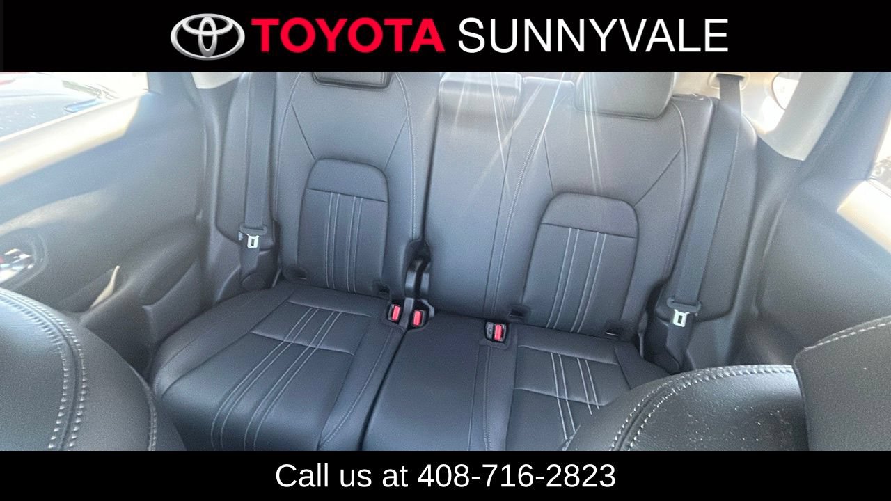 Used 2023 Honda HR-V EX-L image 6