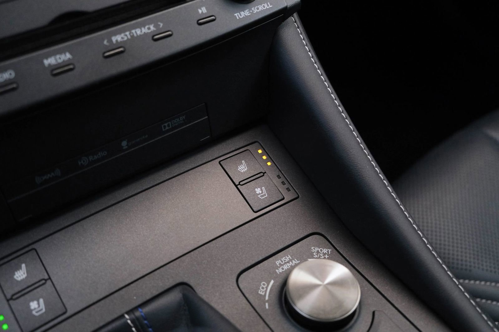 Used 2015 Lexus RC F image 41