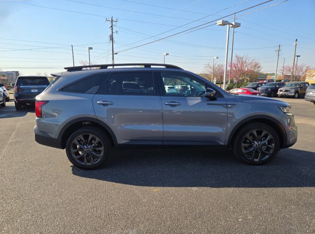 Used 2023 Kia Sorento SX Prestige image 5