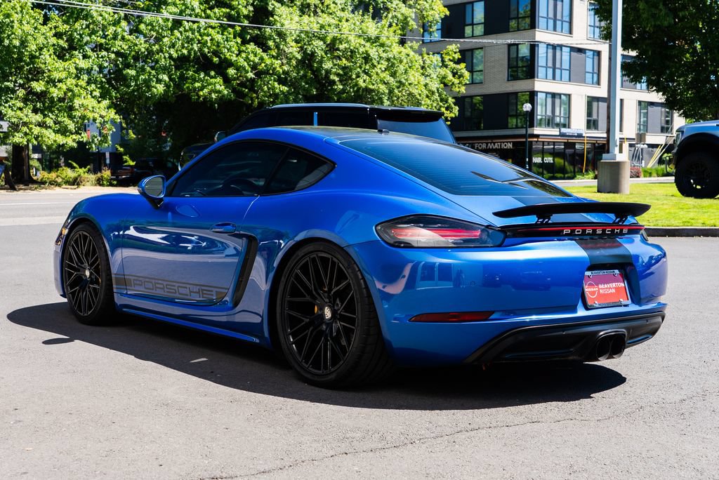 Used 2018 Porsche 718 Cayman RWD image 4