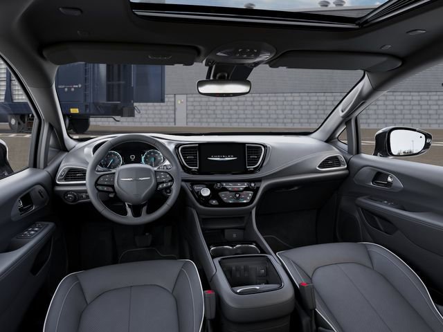 New 2026 Chrysler Pacifica Limited w/ S Appearance Package image 14