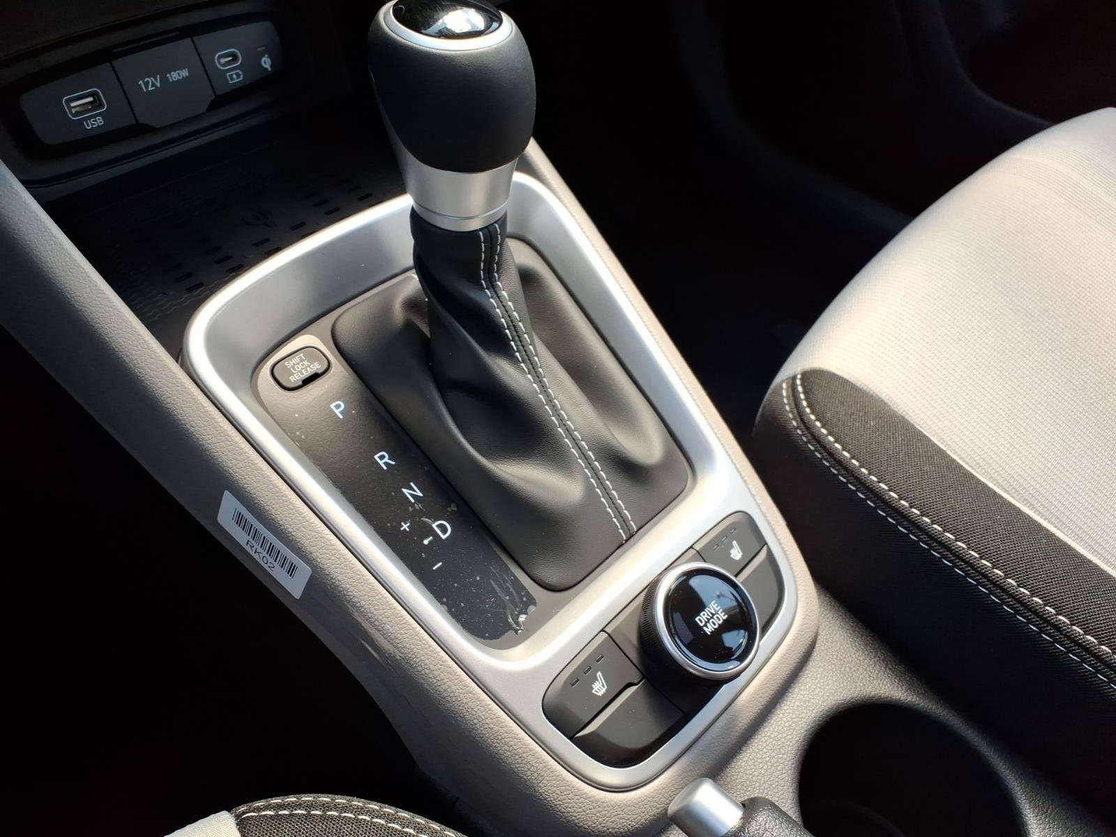 New 2026 Hyundai Venue SEL FWD image 18