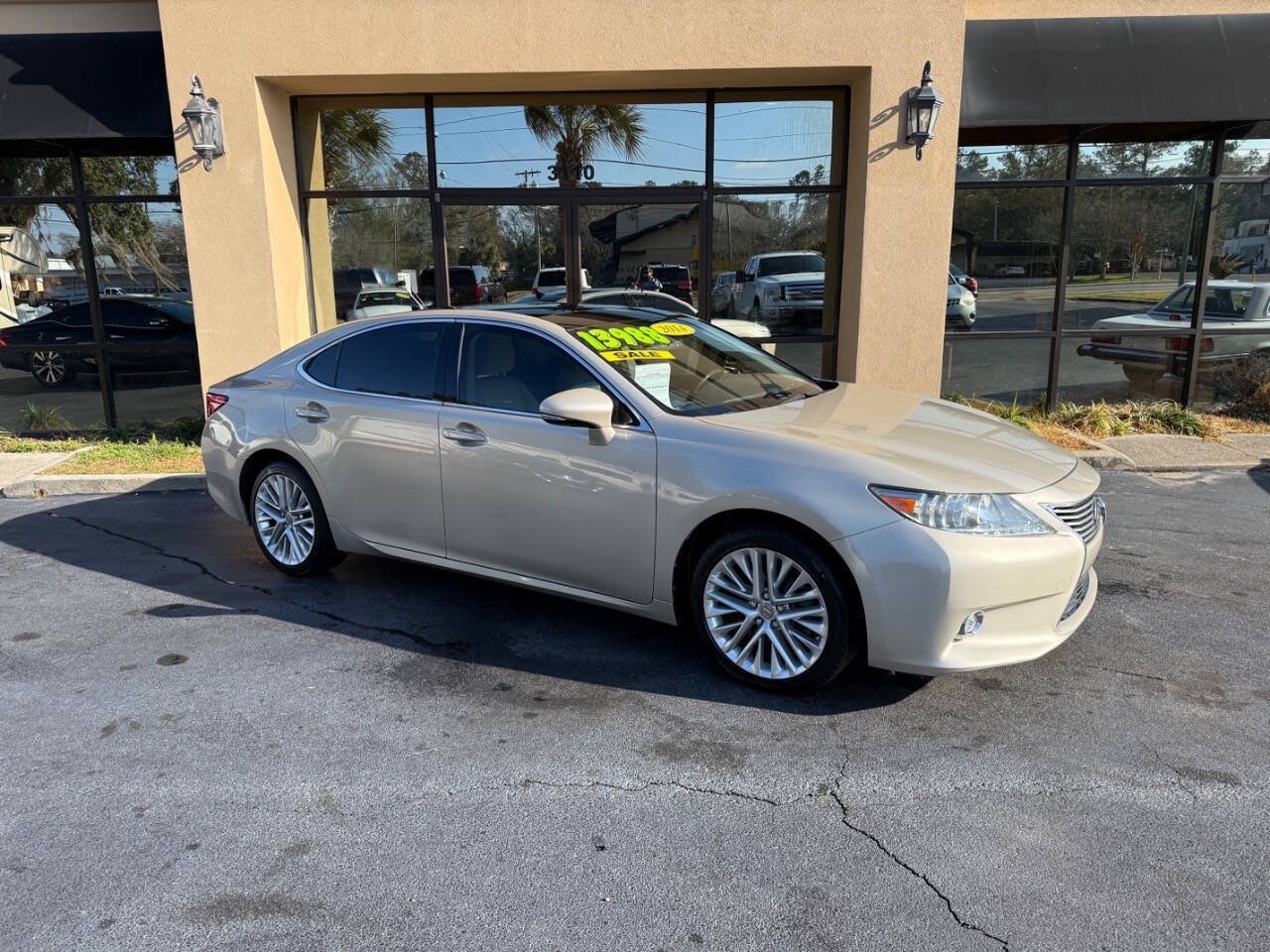Used 2014 Lexus ES 350 FWD image 2