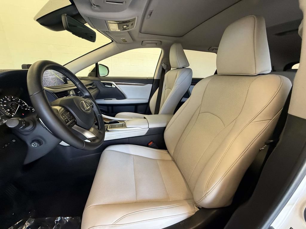 Certified 2022 Lexus RX 350L Premium w/ Premium Package AWD/4WD image 2