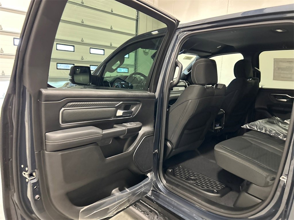 New 2026 RAM 1500 Big Horn/Lone Star image 32