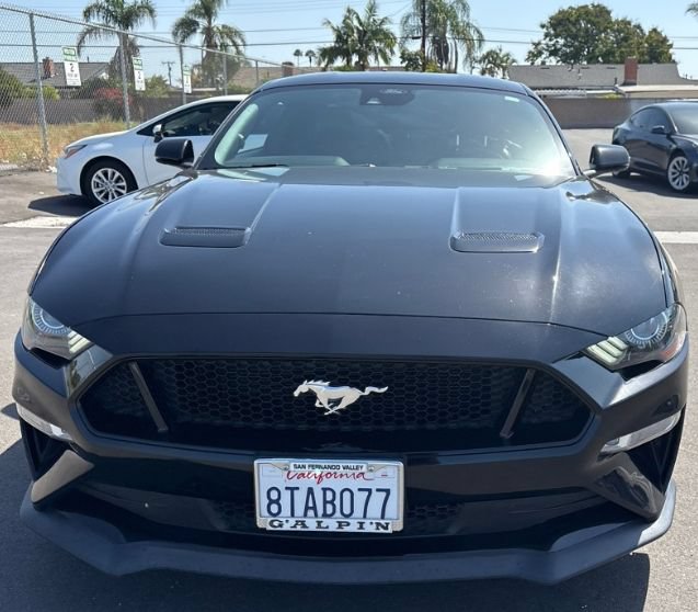 Used 2020 Ford Mustang GT Premium w/ GT Performance Package RWD image 2