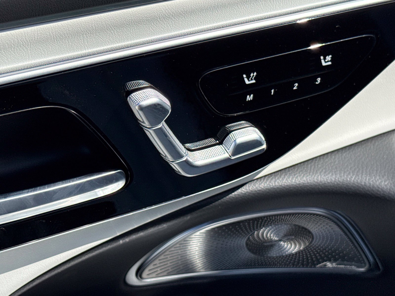 New 2027 Mercedes-Benz E 53 AMG e 4MATIC Sedan image 16