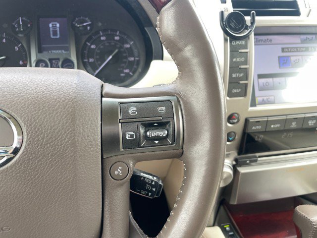Used 2013 Lexus GX 460 w/ Comfort Plus Pkg image 31