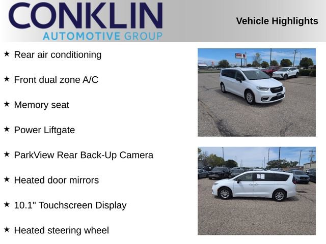 Used 2024 Chrysler Pacifica Touring-L FWD image 2