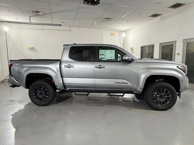 New 2025 Toyota Tacoma TRD Sport image 3
