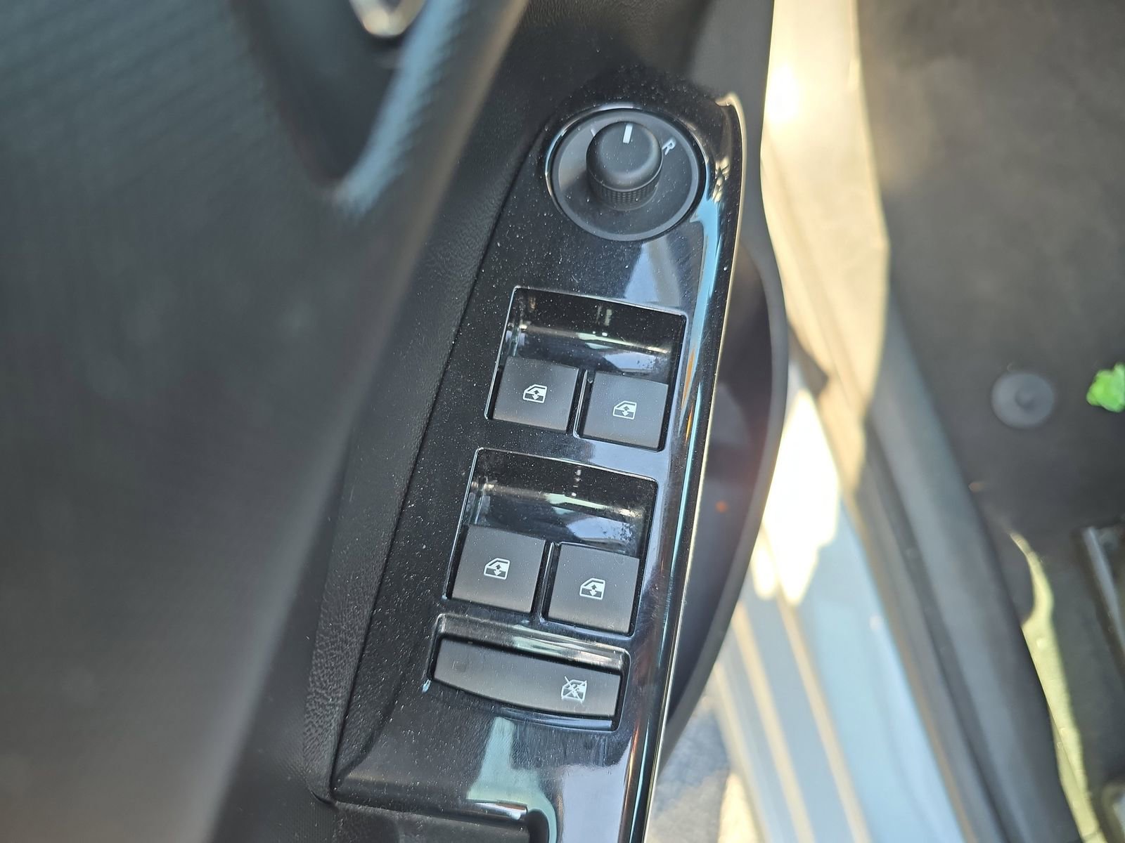 Used 2019 Chevrolet Sonic LT w/ Convenience Package FWD image 14