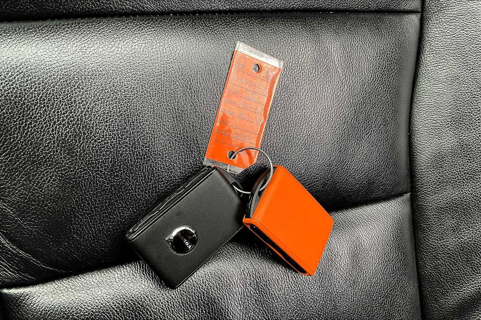 Certified 2022 Volvo XC40 T5 Momentum image 14