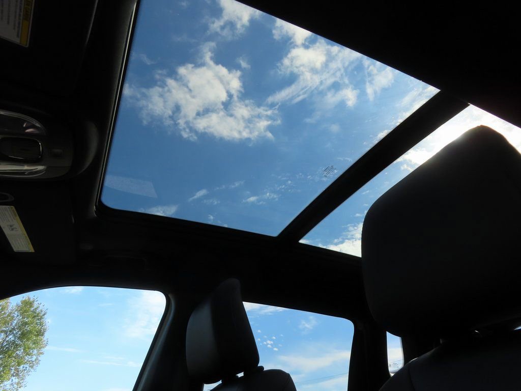 New 2026 Jeep Compass Trailhawk w/ Sun, Sound & Navigation Group image 7