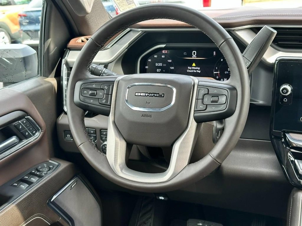 Used 2024 GMC Sierra 2500 Denali w/ Denali Reserve Package AWD/4WD image 14