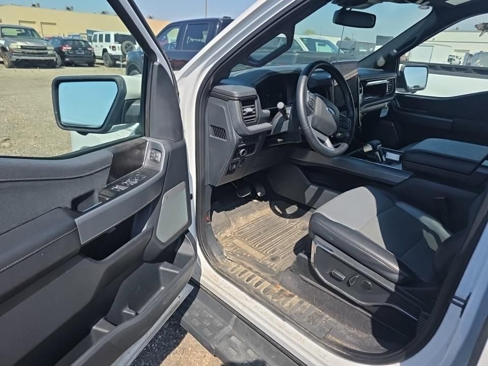 Used 2023 Ford F150 Lightning Lariat AWD/4WD image 8
