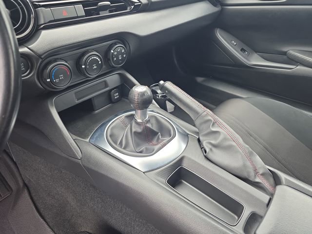 Used 2016 MAZDA MX-5 Miata Sport RWD image 24
