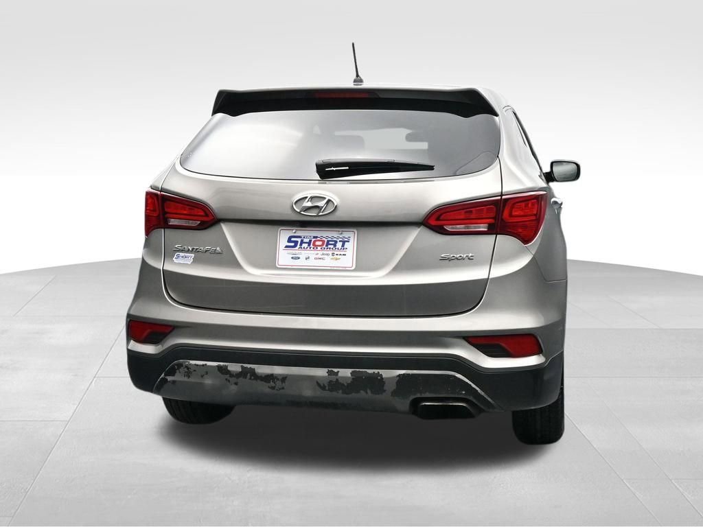 Used 2018 Hyundai Santa Fe Sport FWD image 4