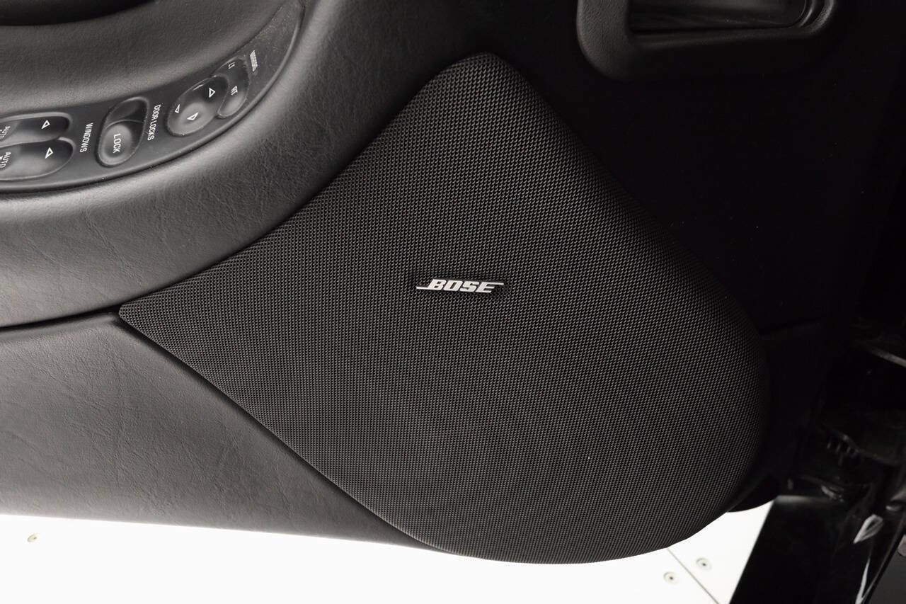 Used 2002 Chevrolet Corvette Z06 RWD image 32