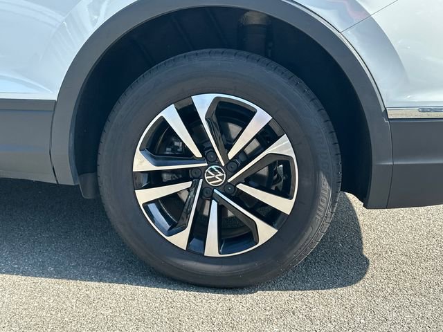 Certified 2023 Volkswagen Tiguan S image 36