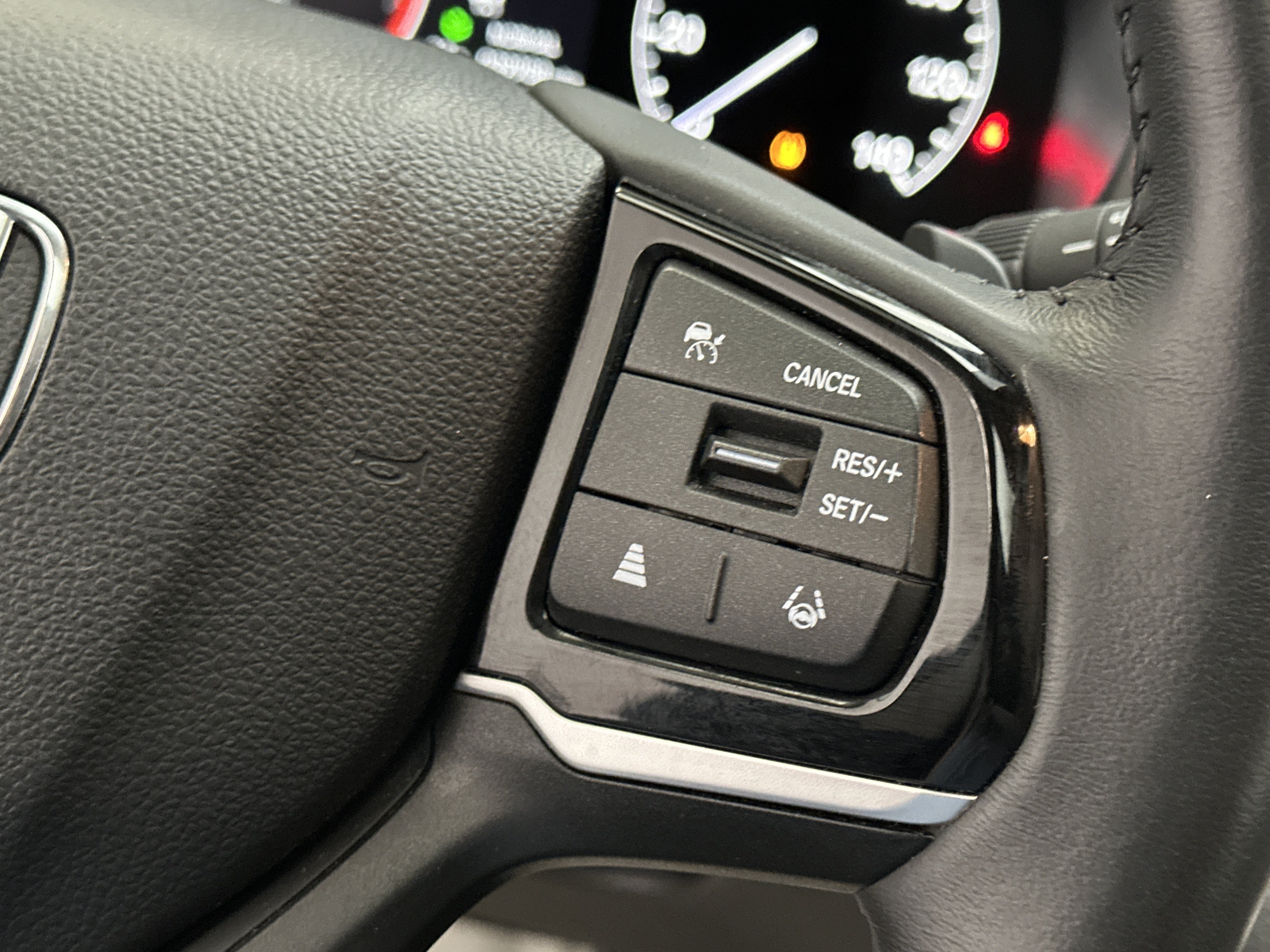 Used 2025 Honda Odyssey EX-L image 27