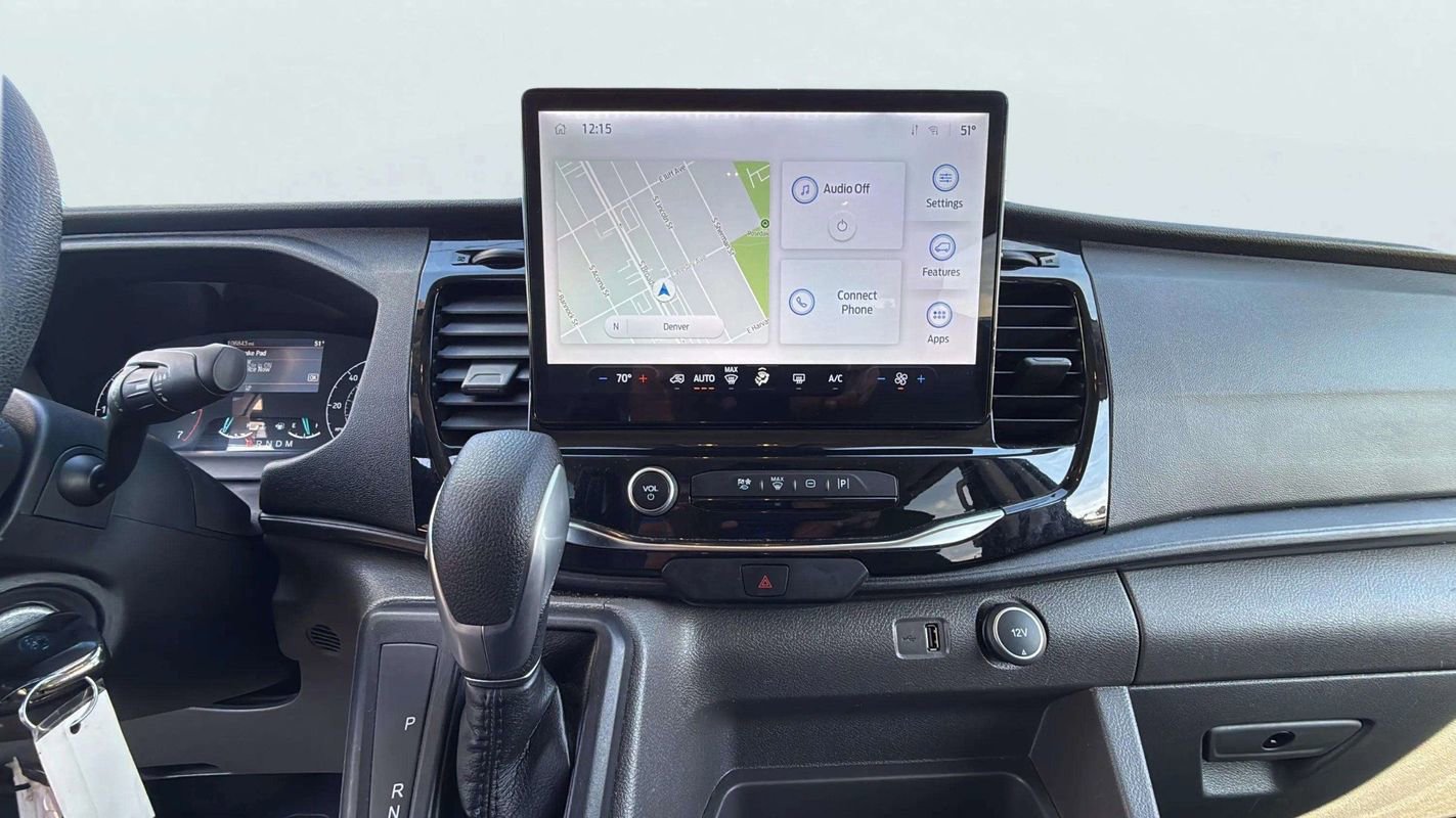 Used 2023 Ford Transit 350 XLT image 8